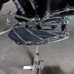 For Harley FLD Dyna 12-16, FL Softail 86-17, Touring/Trike 86+ Rider Floorboards