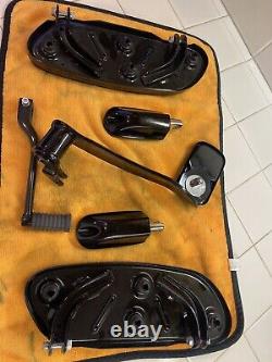 Genuine Harley Black Rider Streamliner Floorboards, Brake, Pegs, Shifter Touring