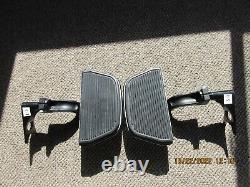 Harley Davidson Softail Pass Footboards +Chrome Covers +mounting Hardware-very n