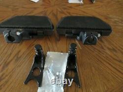 OEM Harley Davidson Softail Passenger Floorboard KIT Black 2000-17 NEW